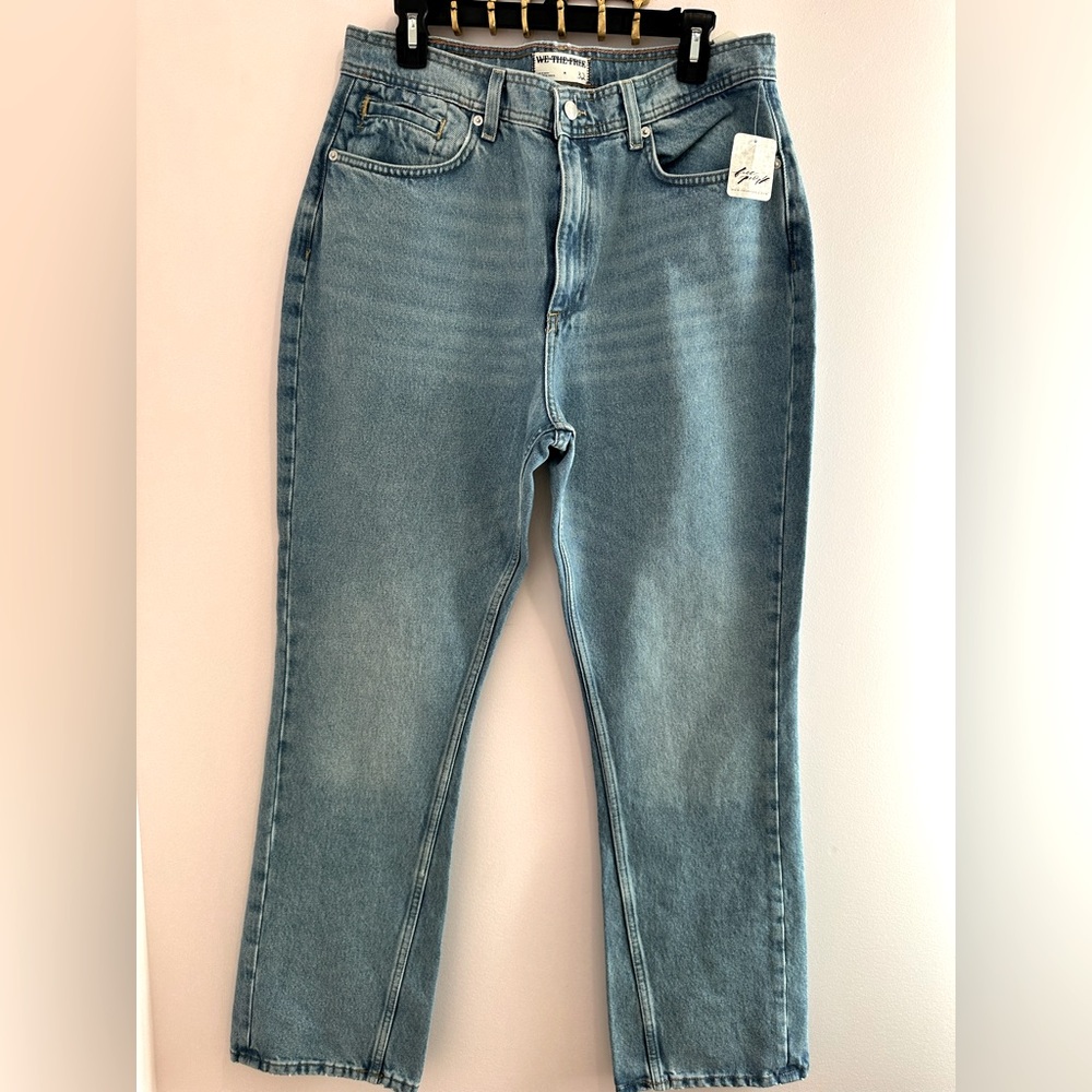 ✨ NWT We The Free Xena Slim Straight Jeans | Size 32 | Trendy & Timeless ✨